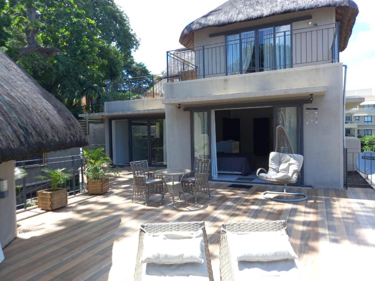 Beachfront Villa By M&H Tamarin Exterior foto
